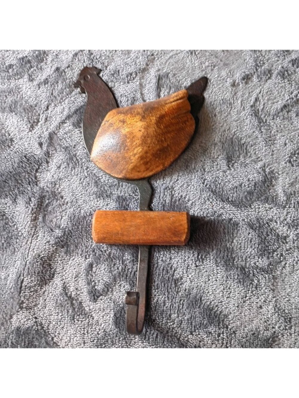 Metal And Wood Chicken Hook Wall Decor